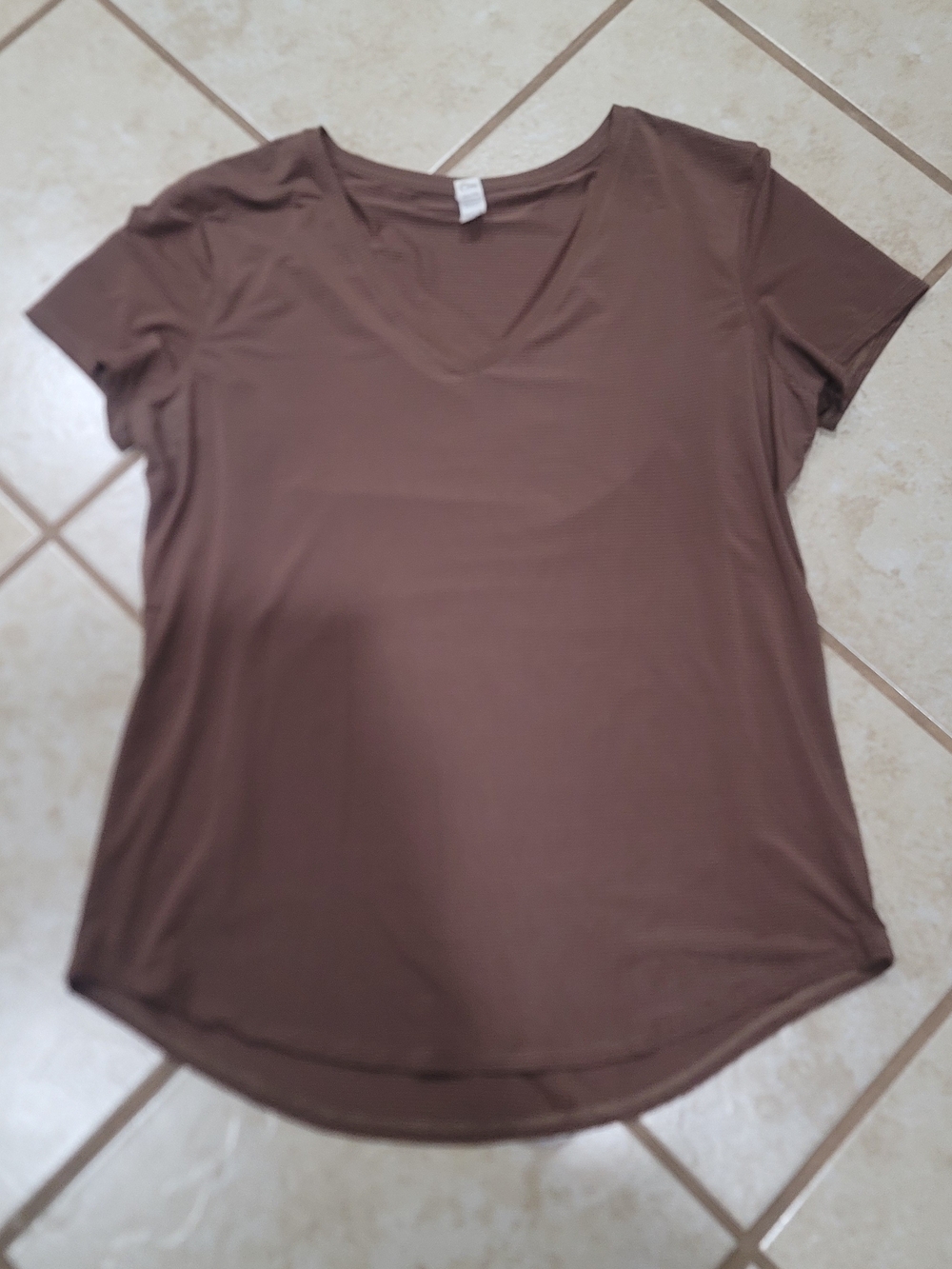 ZYIA Brown Short Sleeve V-Neck Tee